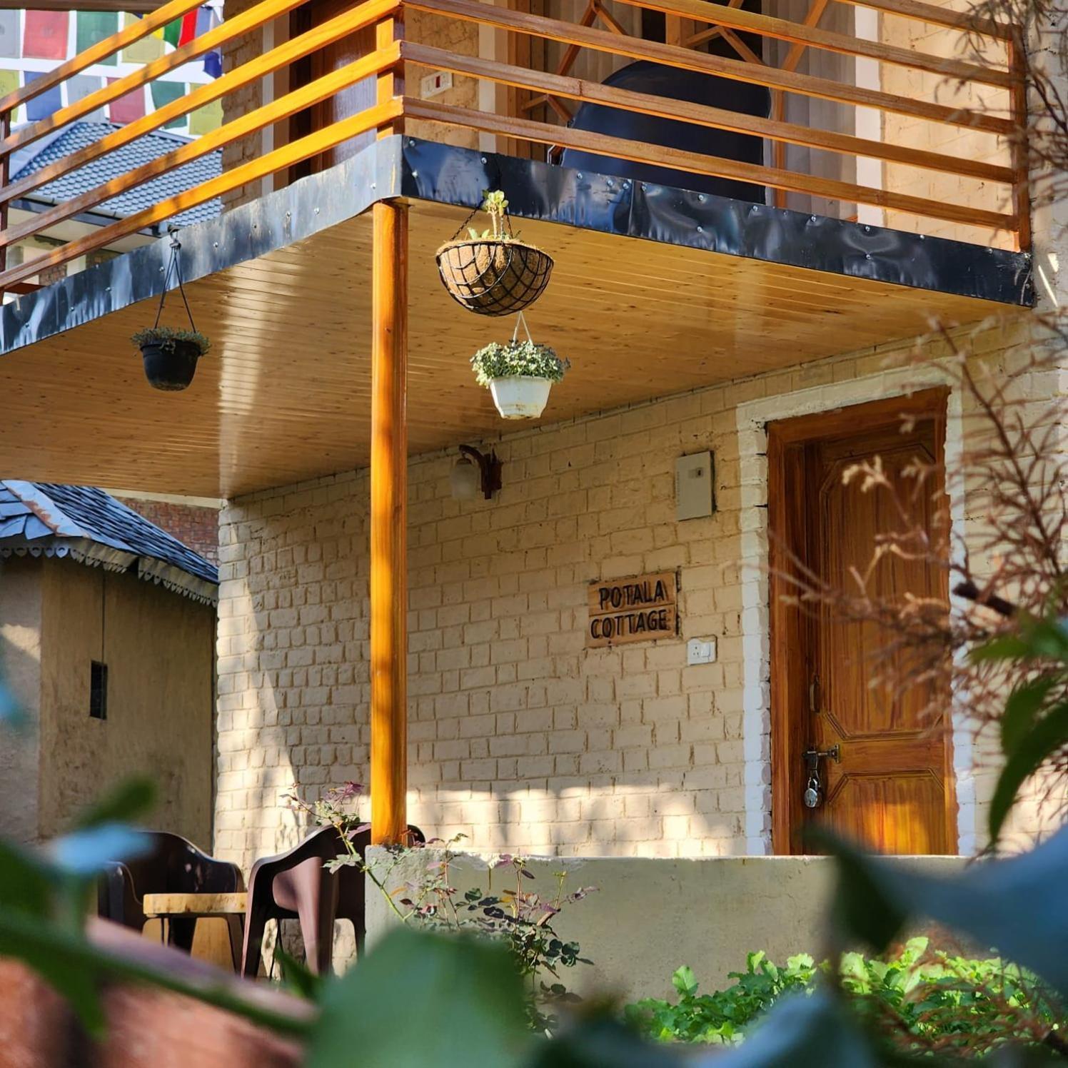 Namlang Resort Bir  Luaran gambar