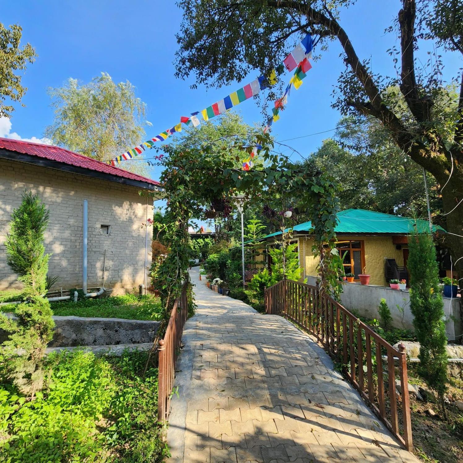 Namlang Resort Bir  Luaran gambar