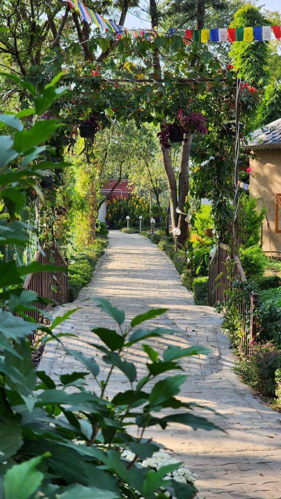 Namlang Resort Bir  Luaran gambar